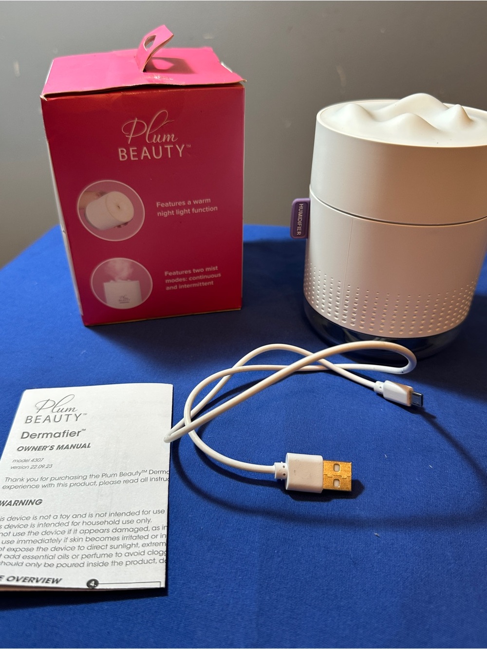 White Dermafier Facial Steamer - Portable USB Hydrator